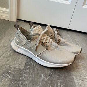 Women’s sneakers new balance